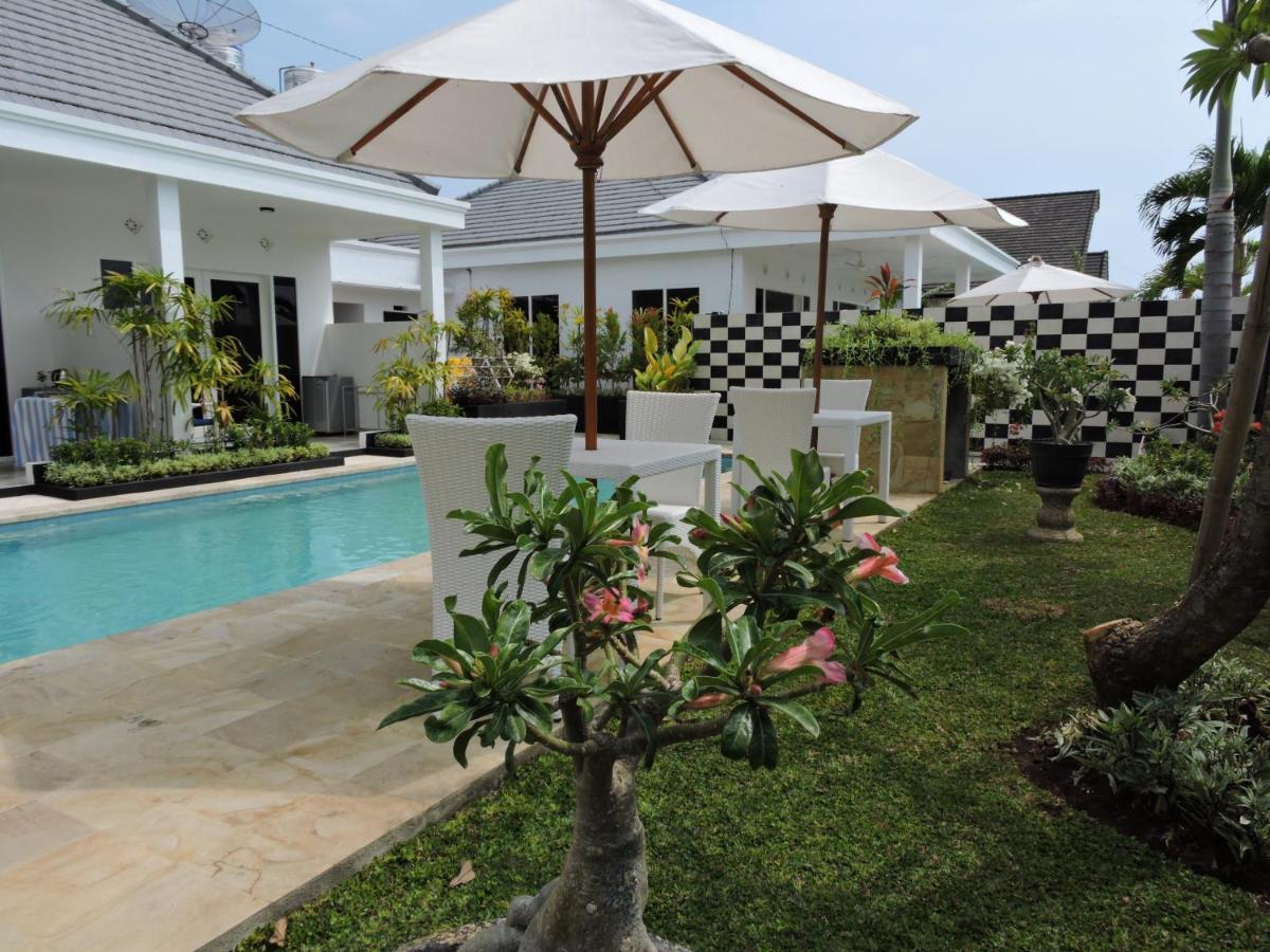 Kartika Villas Lovina Exterior foto